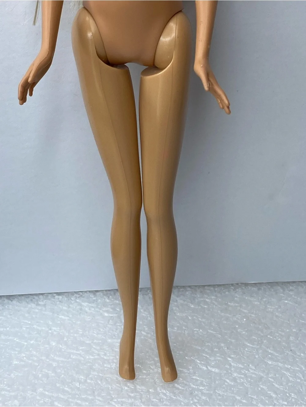 Vintage Mattel Early 2000s Y2K Fashion Fever Barbie Doll Glitter Lips -Redressed